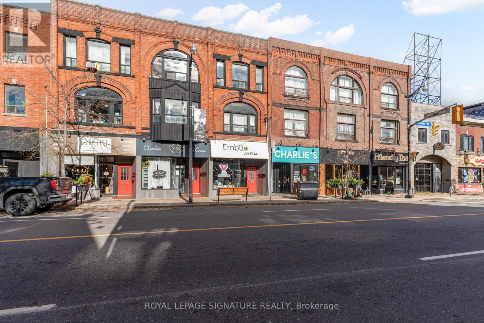 3 - 3038 Dundas Street W, Toronto, Ontario  M6P 1Z5 - Photo 14 - W12569574