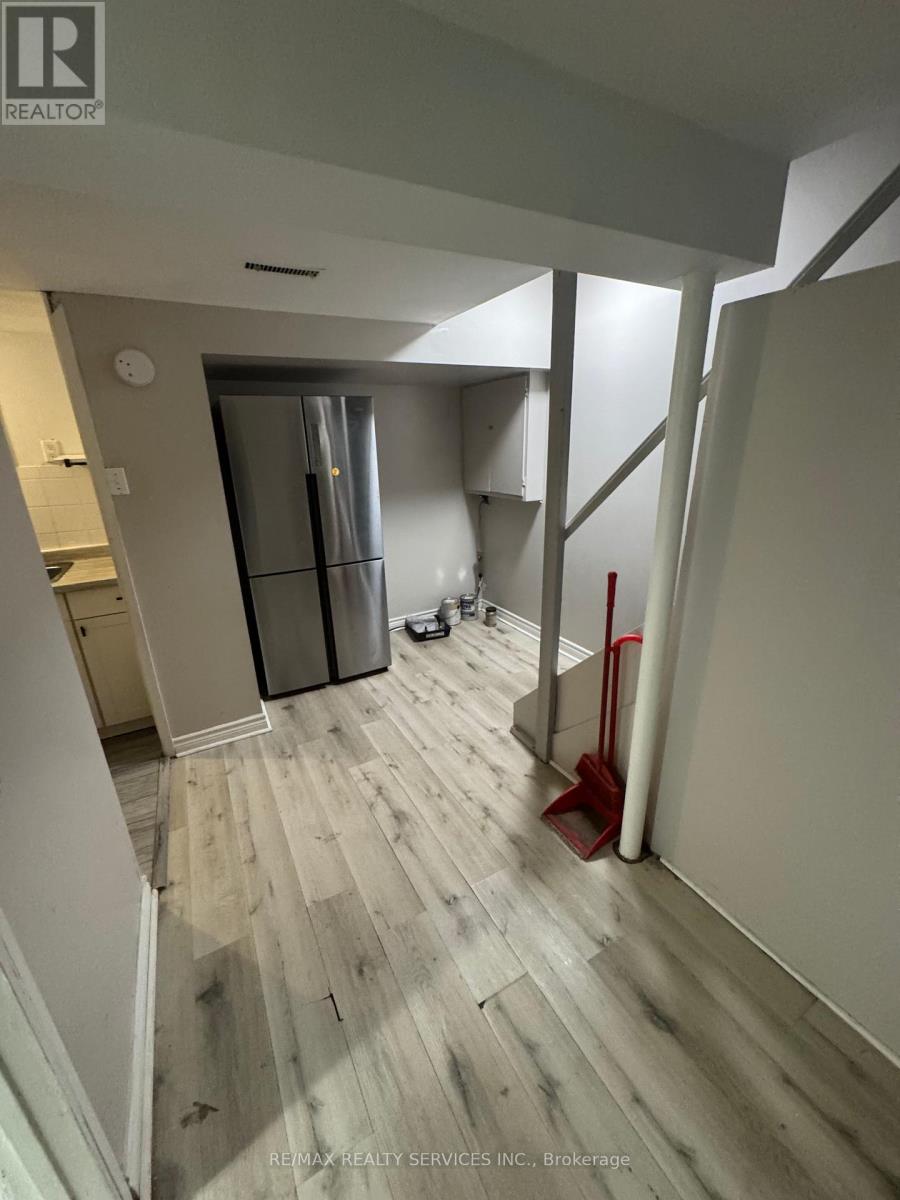 246 John Garland (Basement) Boulevard, Toronto, Ontario  M9V 1N8 - Photo 14 - W12569576