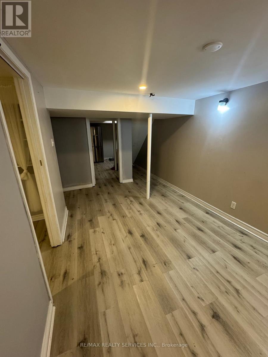 246 John Garland (Basement) Boulevard, Toronto, Ontario  M9V 1N8 - Photo 17 - W12569576