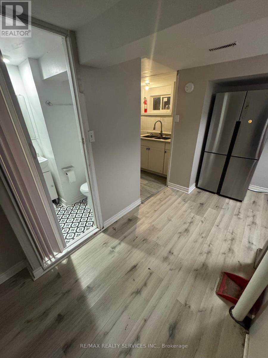 246 John Garland (Basement) Boulevard, Toronto, Ontario  M9V 1N8 - Photo 18 - W12569576