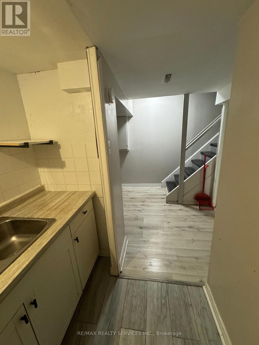 246 John Garland (Basement) Boulevard, Toronto, Ontario  M9V 1N8 - Photo 21 - W12569576