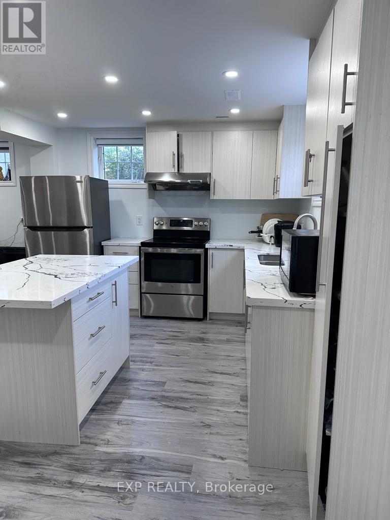 29 Duffield Road, Brampton, Ontario  L7A 2P5 - Photo 2 - W12569580