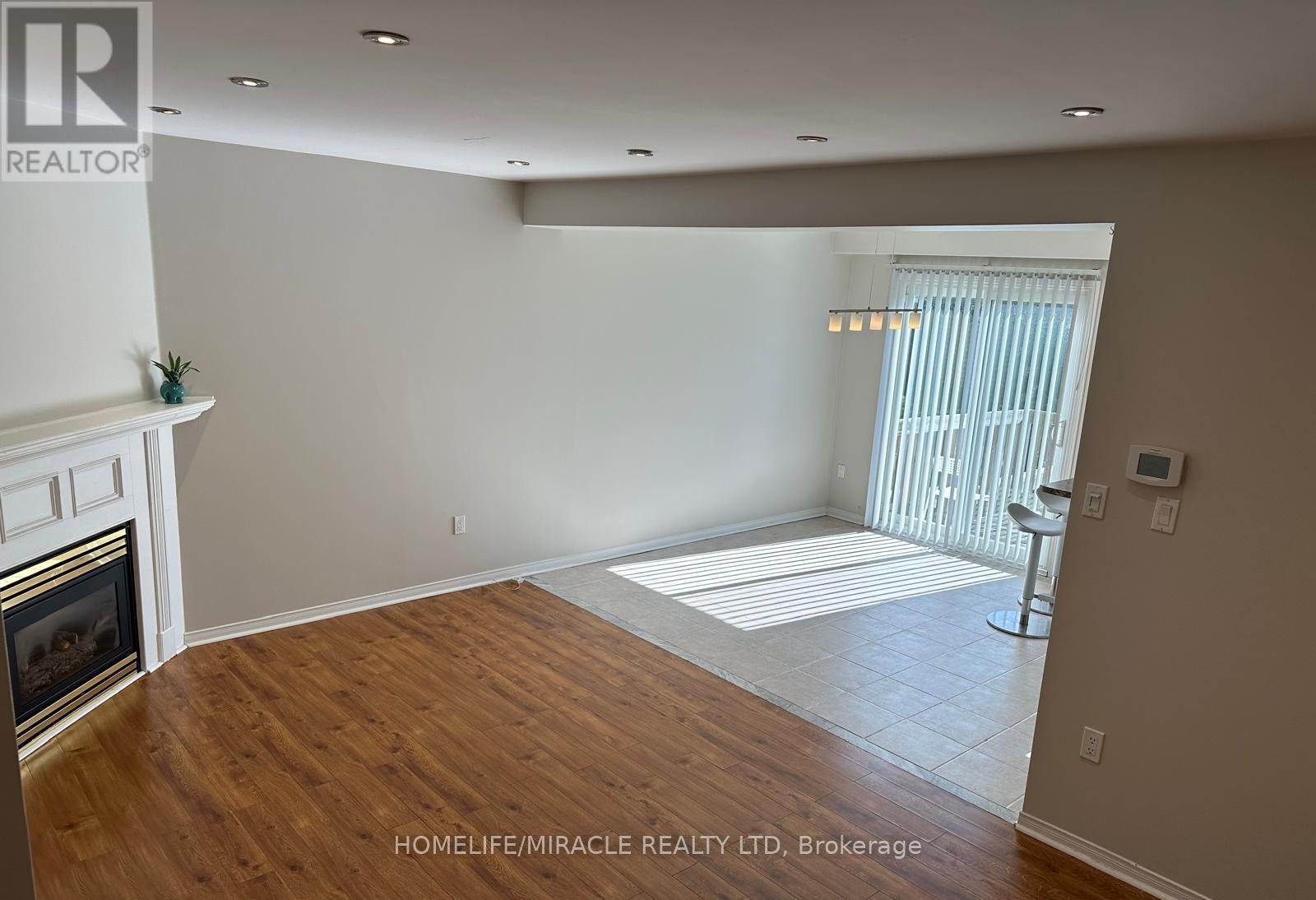 67 - 1588 South Parade Court, Mississauga, Ontario  L5M 6E7 - Photo 6 - W12569582