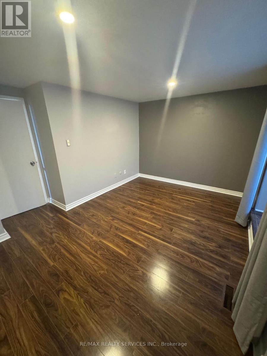 43 - 246 John Garland ( Main) Boulevard, Toronto, Ontario  M9V 1N8 - Photo 25 - W12569586