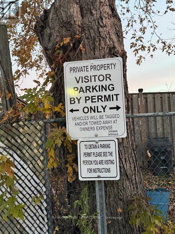 43 - 246 John Garland ( Main) Boulevard, Toronto, Ontario  M9V 1N8 - Photo 37 - W12569586