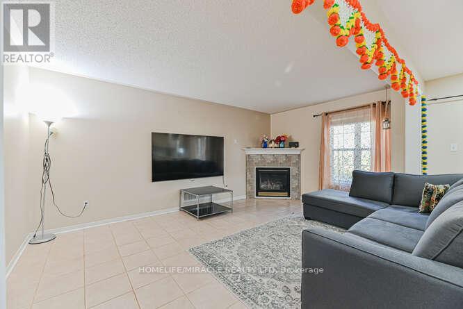 7 Sheepberry Terrace, Brampton, Ontario  L7A 2B6 - Photo 11 - W12569590