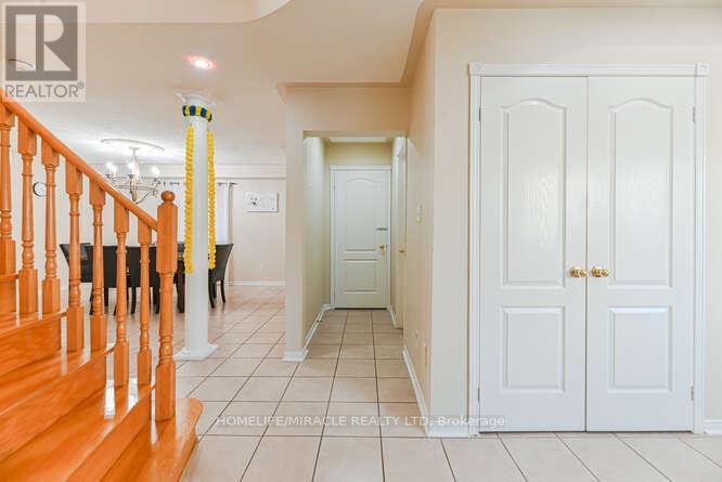 7 Sheepberry Terrace, Brampton, Ontario  L7A 2B6 - Photo 16 - W12569590