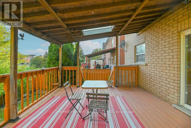 7 Sheepberry Terrace, Brampton, Ontario  L7A 2B6 - Photo 5 - W12569590