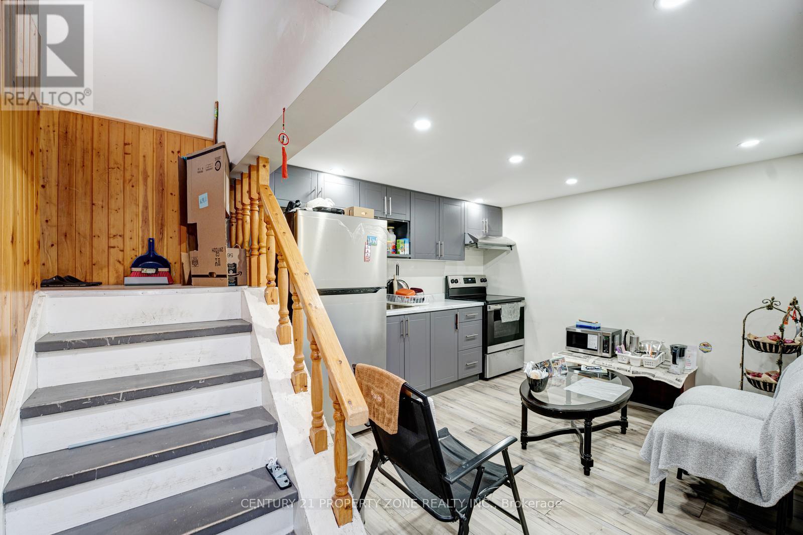 3 Jasmine Square, Brampton, Ontario  L6S 2N1 - Photo 35 - W12569604