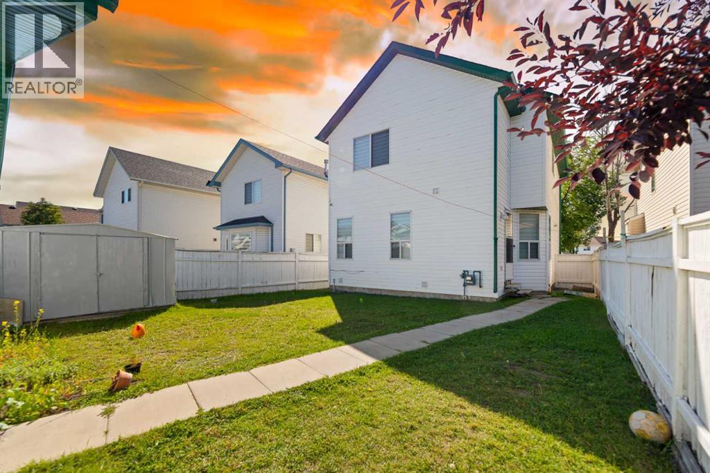 14 Tarington Park Ne, Calgary, Alberta  T3J 3V6 - Photo 5 - A2258667