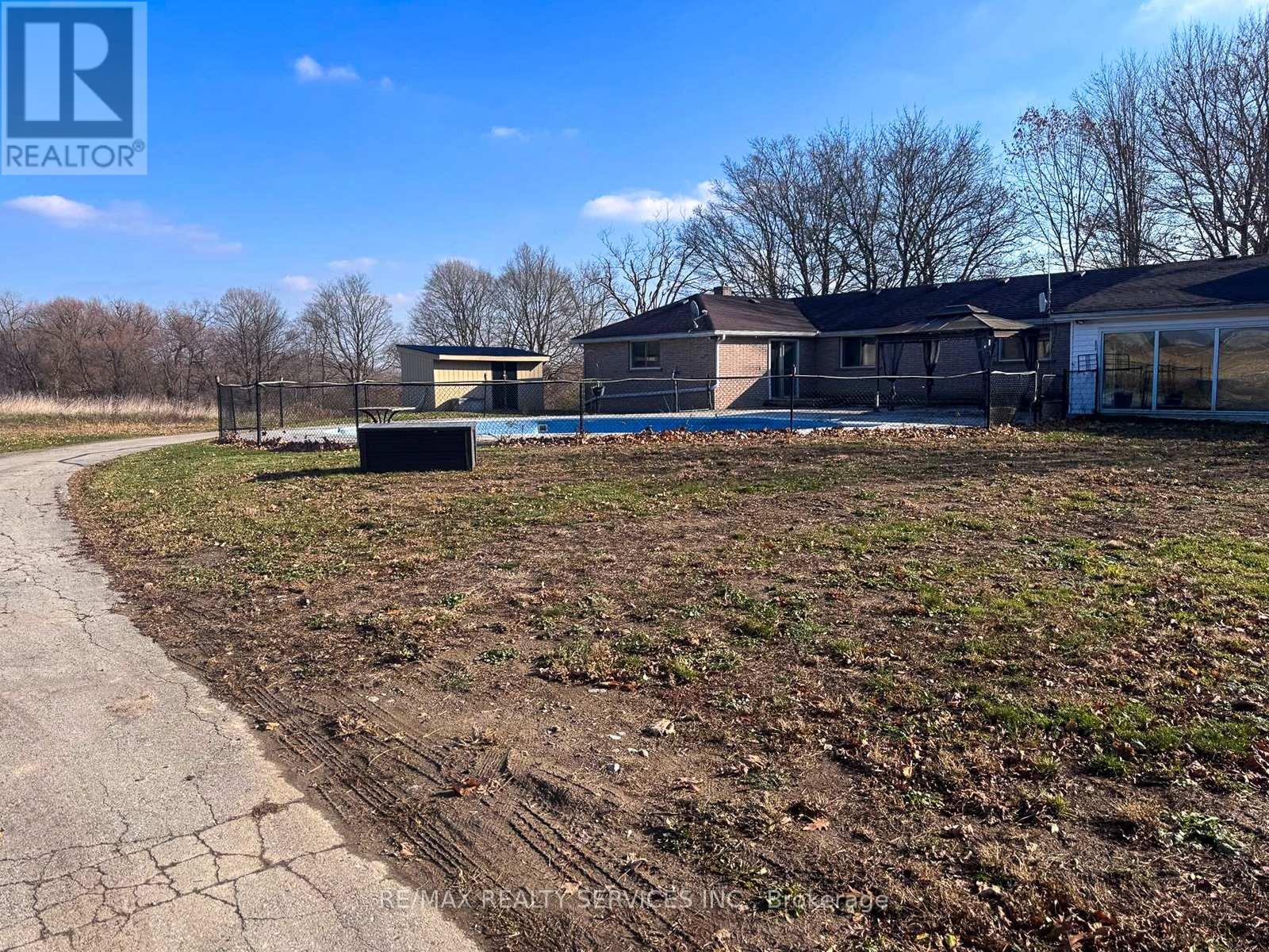 375 Blue Lake Road, Brant, Ontario  N0E 1N0 - Photo 49 - X12569404