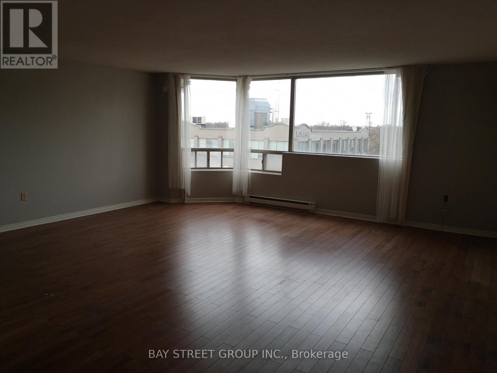 708 - 695 Richmond Street, London East, Ontario  N6A 5M8 - Photo 1 - X12569600