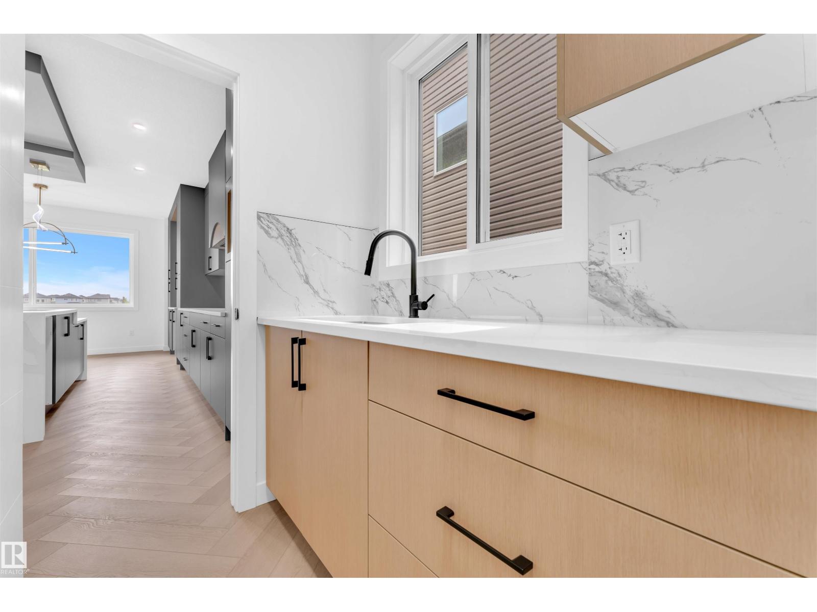 404 Pine Pt, Leduc, Alberta  T9E 1S7 - Photo 15 - E4466543