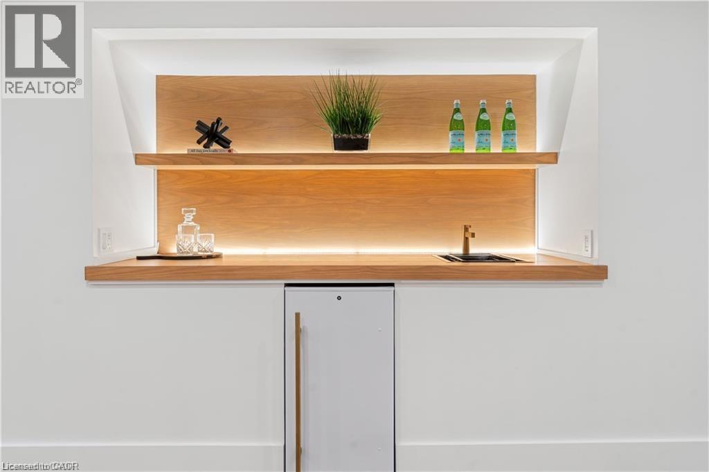 5427 Anthony Place, Burlington, Ontario  L7L 3G9 - Photo 40 - 40789992