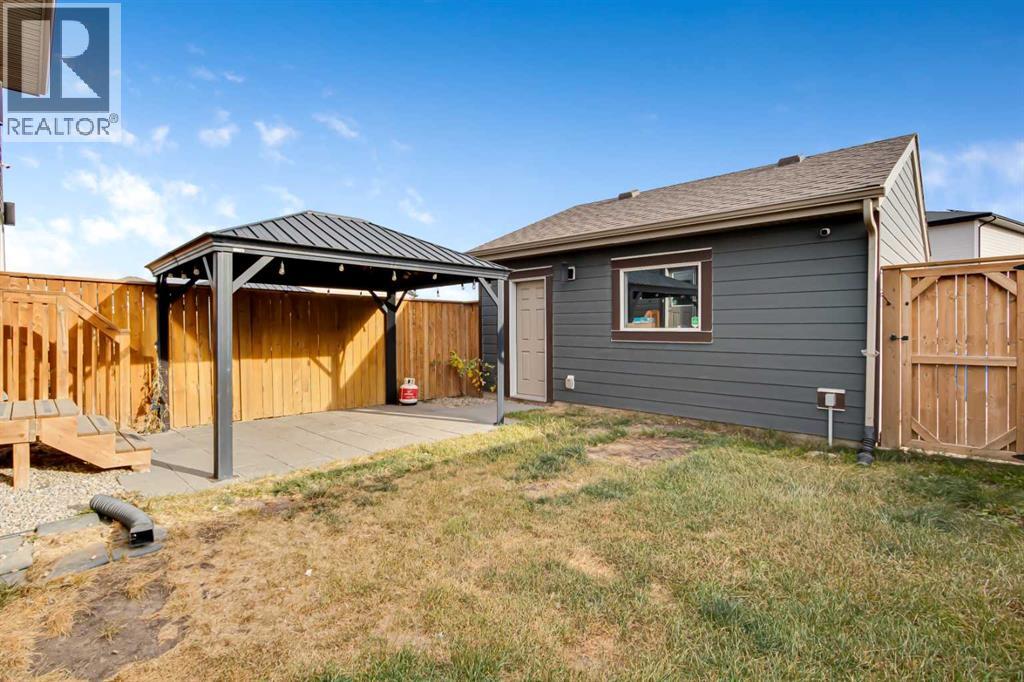 1027 Mahogany Boulevard Se, Calgary, Alberta  T3M 3E4 - Photo 35 - A2270789