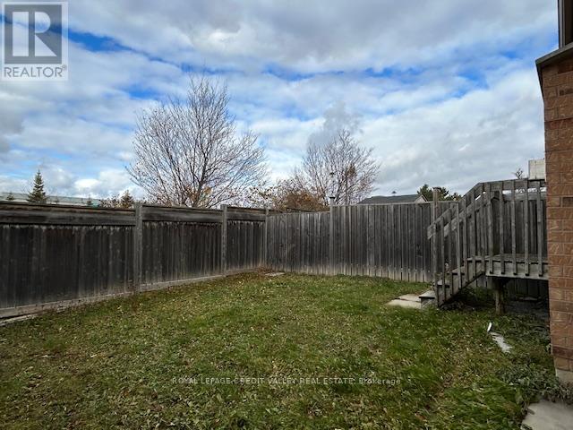 4 Blue Meadow Court, Markham, Ontario  L6B 0H9 - Photo 32 - N12569634