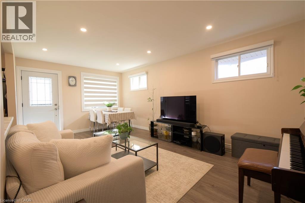 73 Larkspur Crescent, Kitchener, Ontario  N2M 4W8 - Photo 11 - 40789493