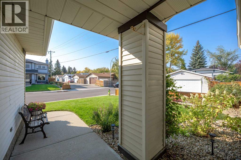 291 Mckerrell Way Se, Calgary, Alberta  T2Z 1P7 - Photo 3 - A2267819