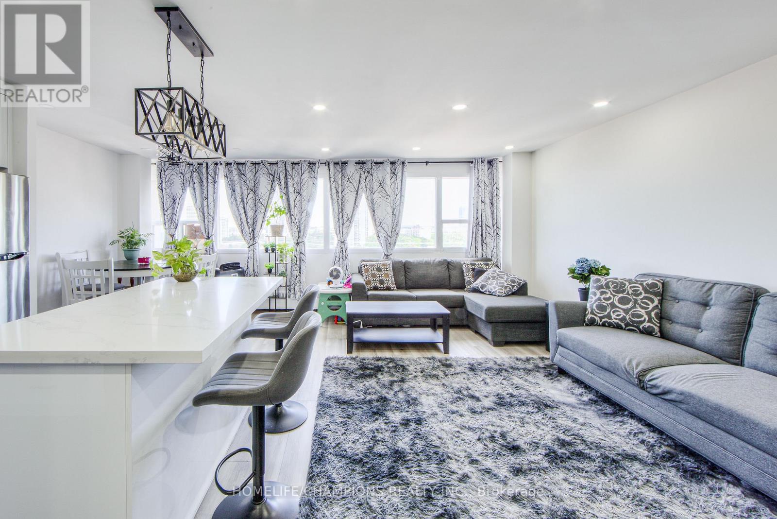 1210 - 100 Leeward Glenway, Toronto, Ontario  M3C 2Z1 - Photo 4 - C12348818