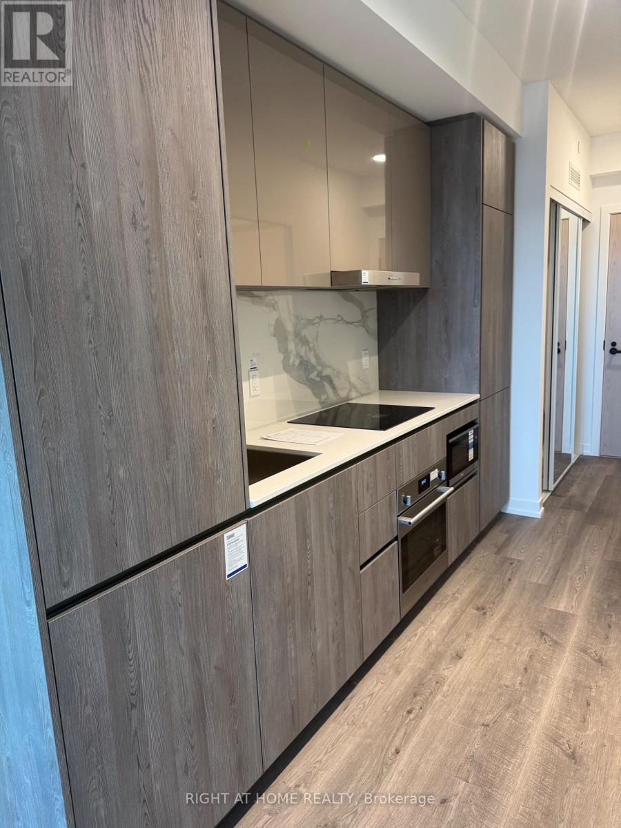 1110 Tower C - 8 Interchange Way, Vaughan, Ontario  L4K 0P8 - Photo 12 - N12557686