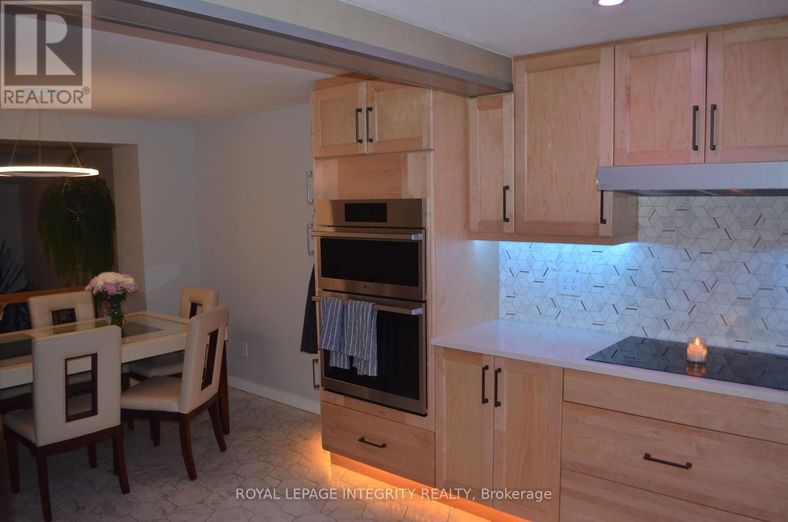 104 Esterlawn Private, Ottawa, Ontario  K2A 4B5 - Photo 17 - X12568278