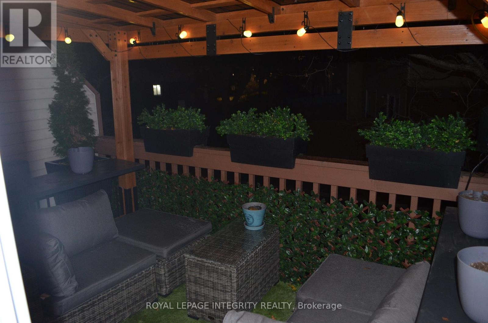 104 Esterlawn Private, Ottawa, Ontario  K2A 4B5 - Photo 22 - X12568278