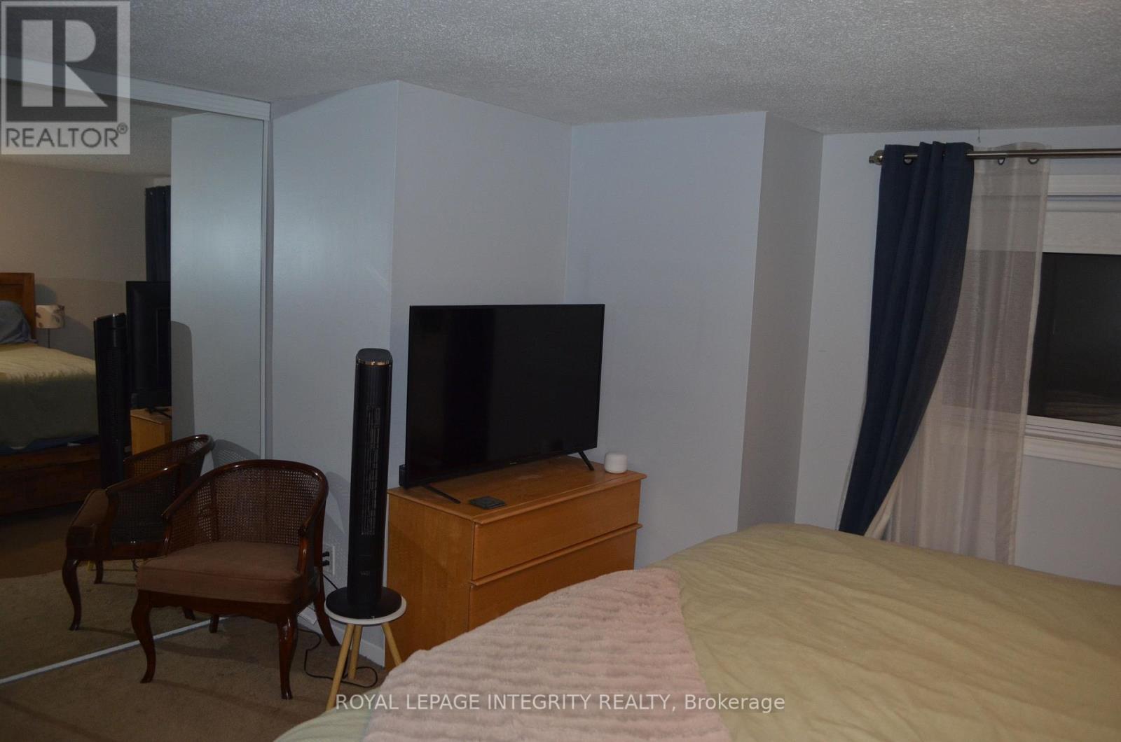 104 Esterlawn Private, Ottawa, Ontario  K2A 4B5 - Photo 27 - X12568278