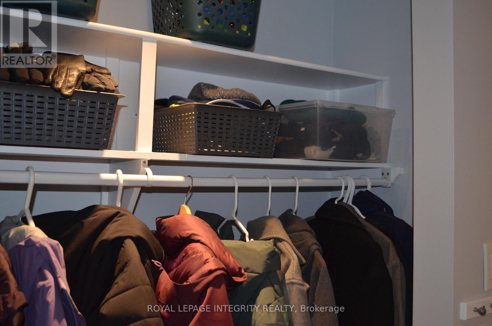 104 Esterlawn Private, Ottawa, Ontario  K2A 4B5 - Photo 6 - X12568278