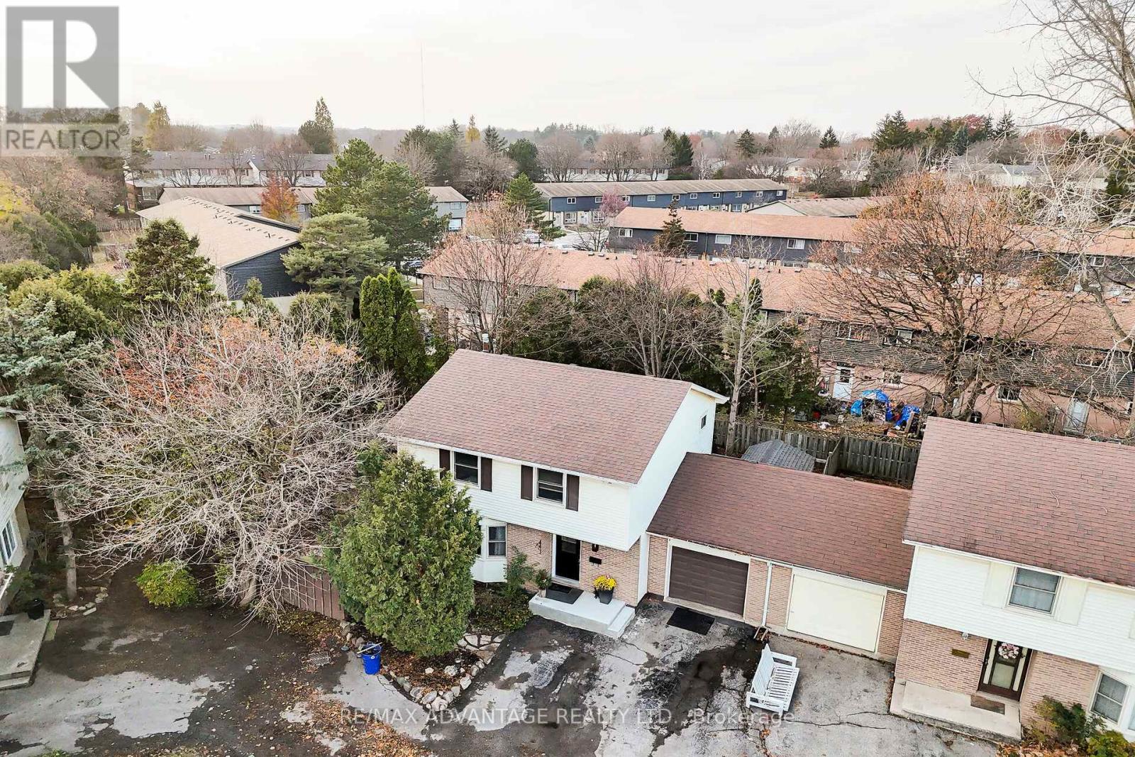 443 Sandringham Crescent, London South, Ontario  N6C 5B3 - Photo 3 - X12569668