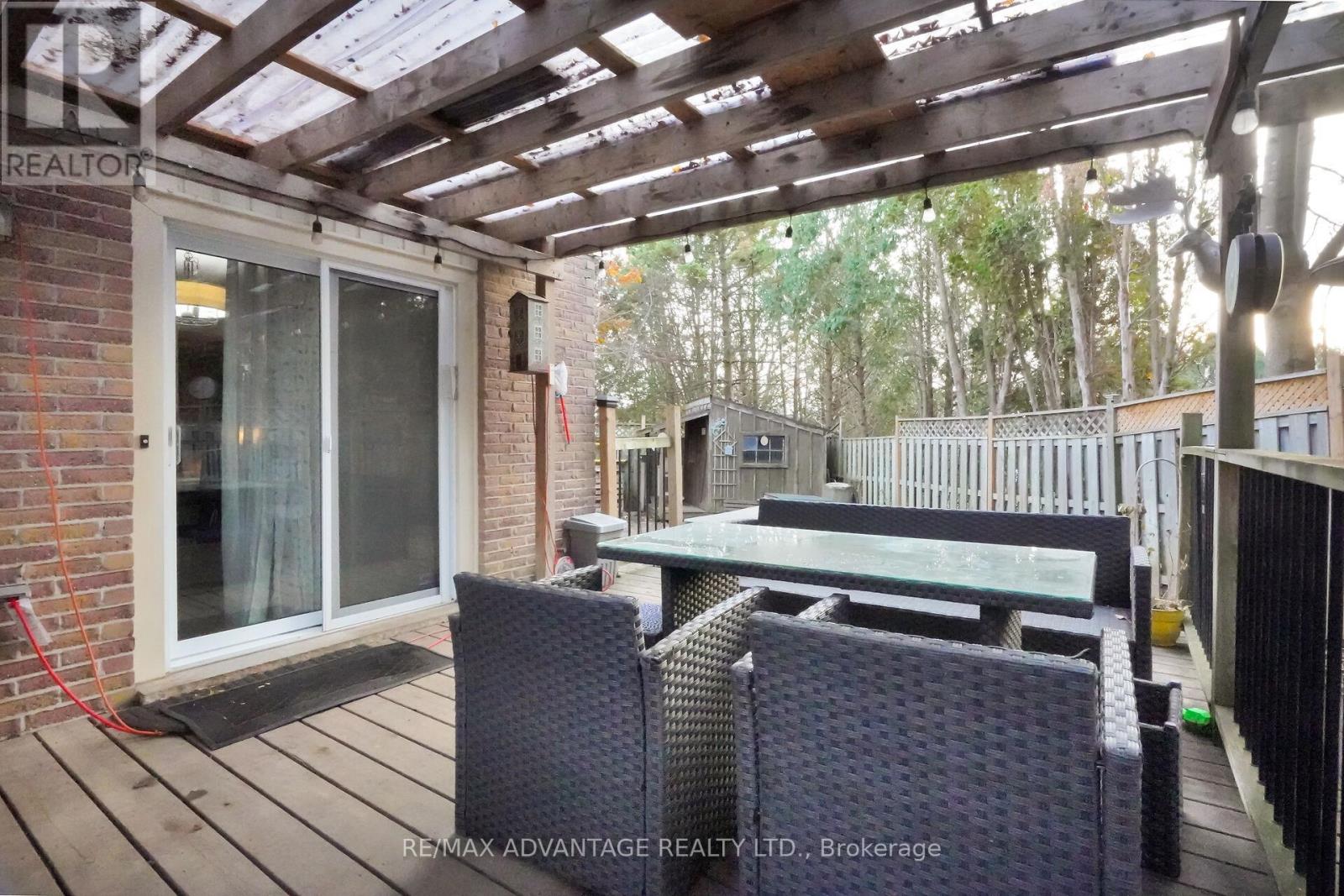 443 Sandringham Crescent, London South, Ontario  N6C 5B3 - Photo 38 - X12569668