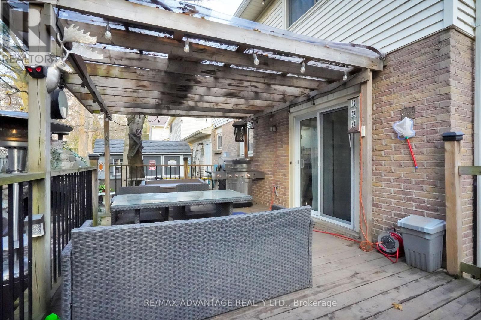 443 Sandringham Crescent, London South, Ontario  N6C 5B3 - Photo 39 - X12569668