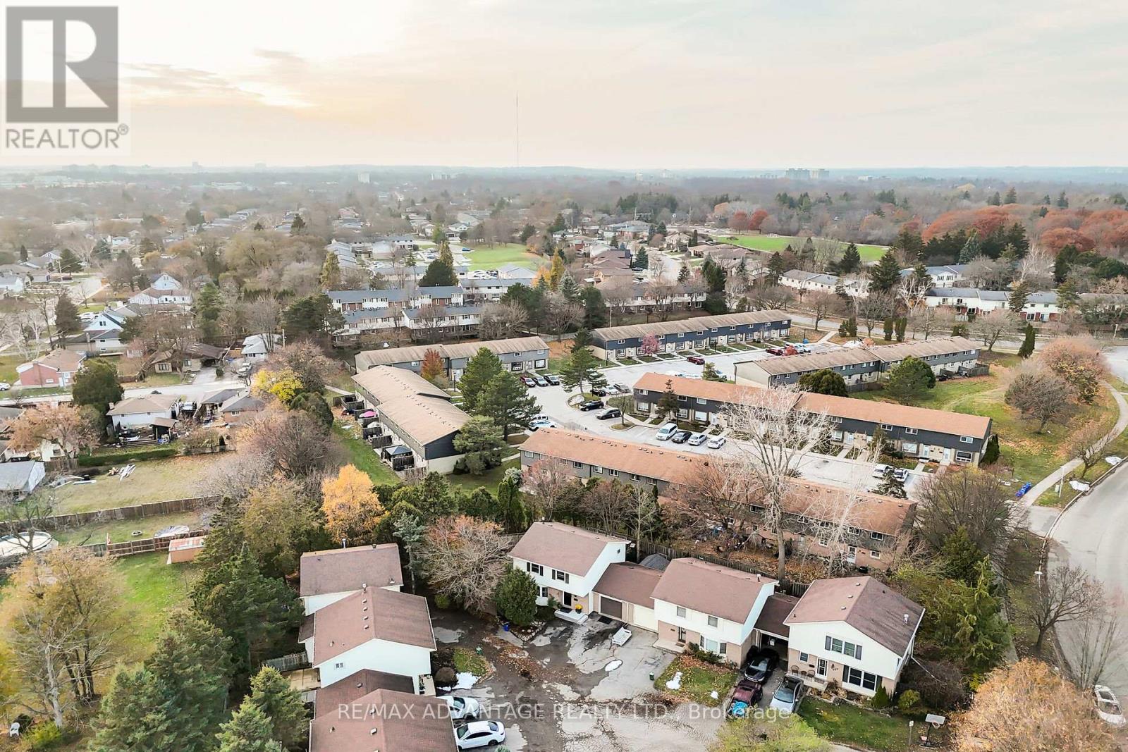 443 Sandringham Crescent, London South, Ontario  N6C 5B3 - Photo 5 - X12569668