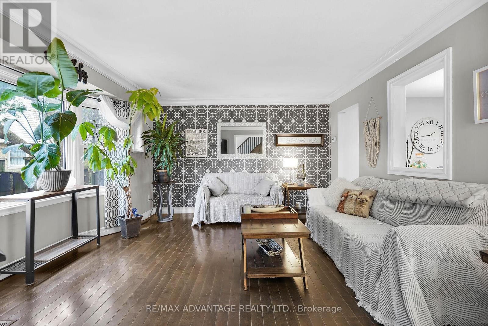 443 Sandringham Crescent, London South, Ontario  N6C 5B3 - Photo 8 - X12569668