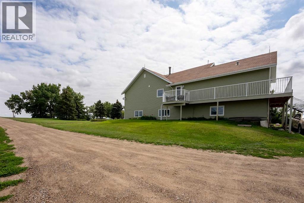 93012 & 93014 Range Road 163, Rural Taber, Alberta  T1G 2C6 - Photo 4 - A2247701