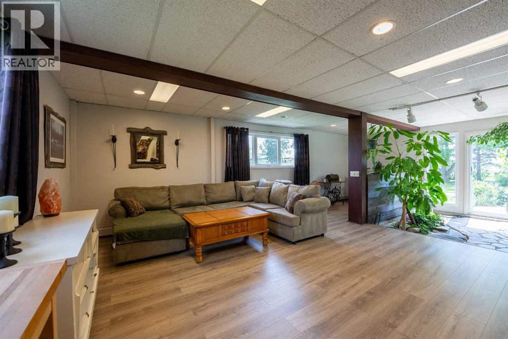 93012 & 93014 Range Road 163, Rural Taber, Alberta  T1G 2C6 - Photo 10 - A2247701