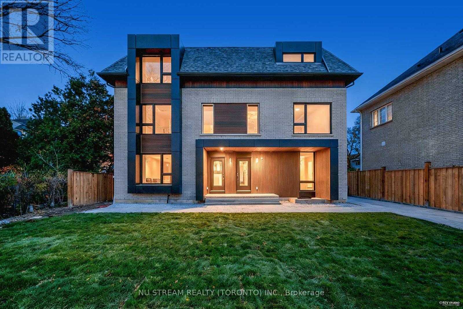 UNIT1A/B - 25 DEVONDALE AVENUE, Toronto, Ontario