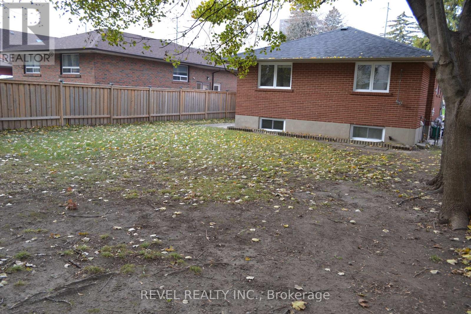 15 Cedar Brae Boulevard, Toronto, Ontario  M1J 2K1 - Photo 27 - E12569688