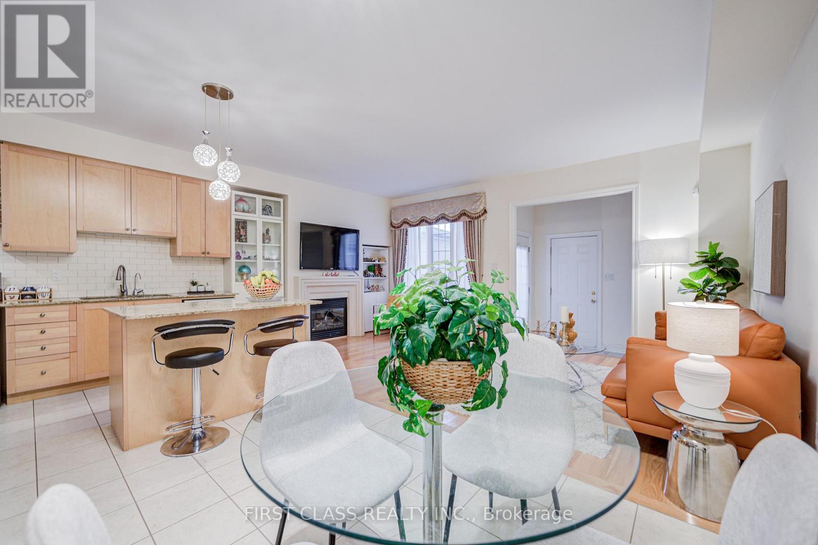 10501 Woodbine Ave Avenue, Markham, Ontario  L6C 0K4 - Photo 10 - N12569662