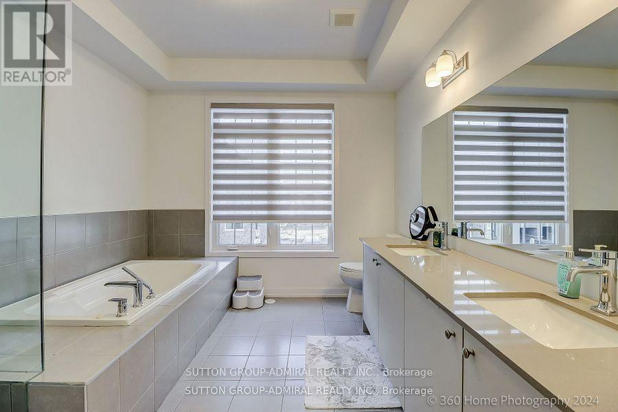 15 Andrew Knowles Lane, East Gwillimbury, Ontario  L0G 1M0 - Photo 10 - N12569706