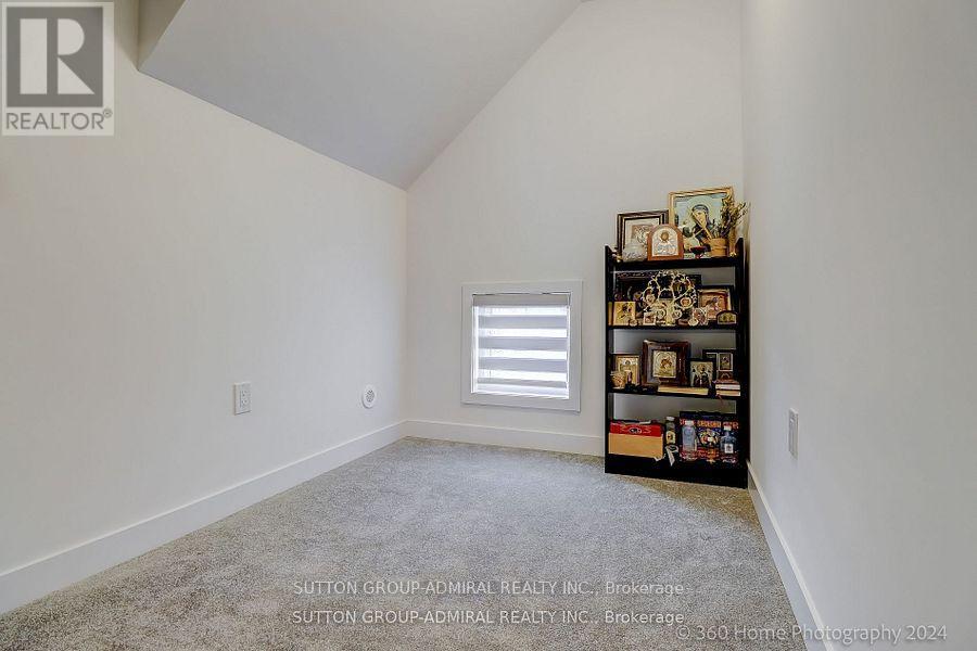 15 Andrew Knowles Lane, East Gwillimbury, Ontario  L0G 1M0 - Photo 12 - N12569706