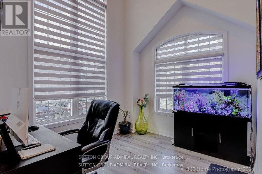 15 Andrew Knowles Lane, East Gwillimbury, Ontario  L0G 1M0 - Photo 17 - N12569706