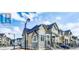 15 ANDREW KNOWLES LANE, East Gwillimbury, Ontario