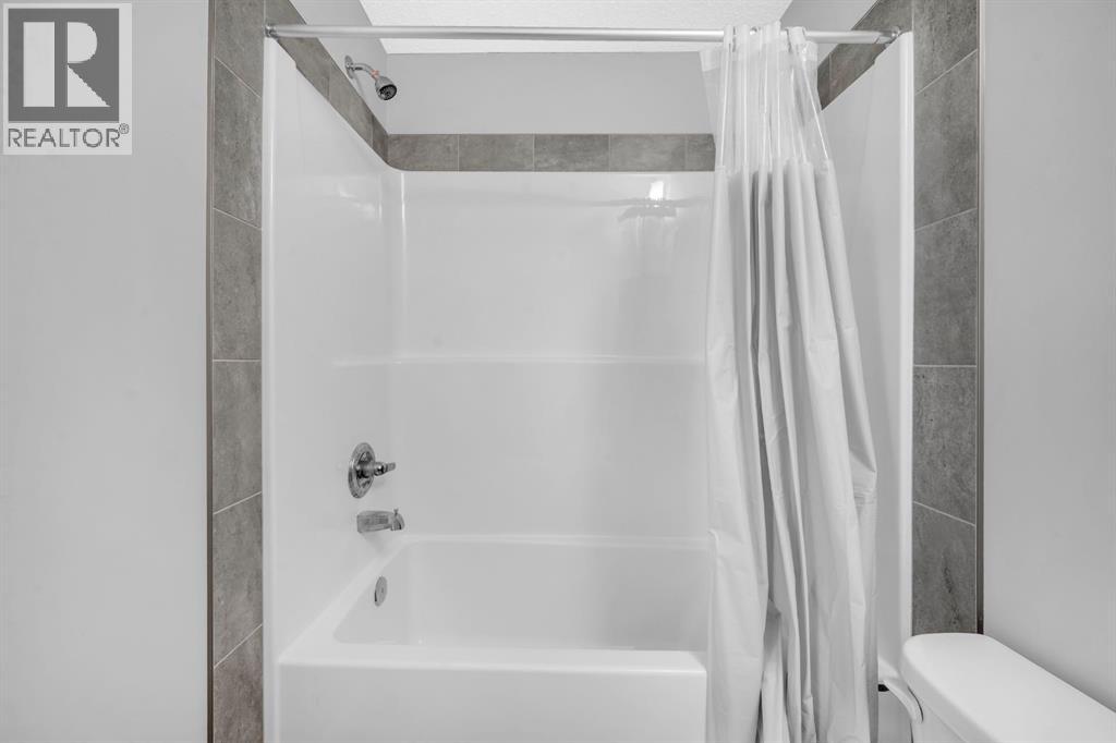 43 Cornerbrook Gate Ne, Calgary, Alberta  T3N 1L6 - Photo 40 - A2270230