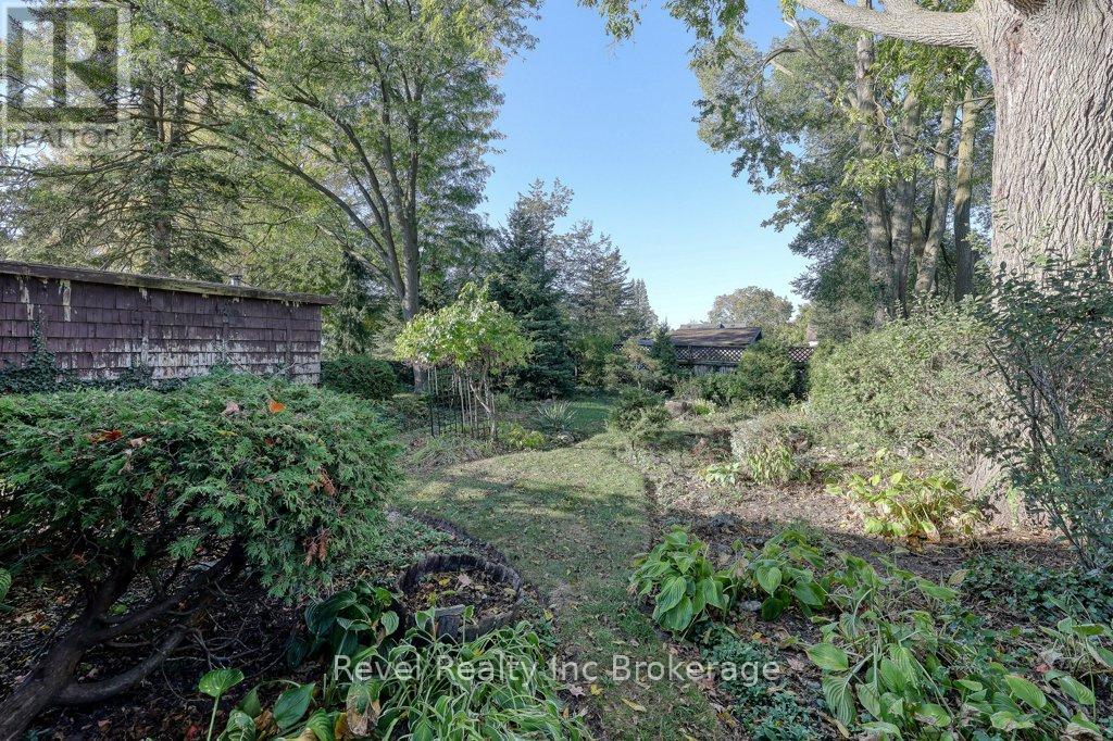 46 Aileen Drive, Woodstock, Ontario N4S 4A1 - Photo 27 - X12462650