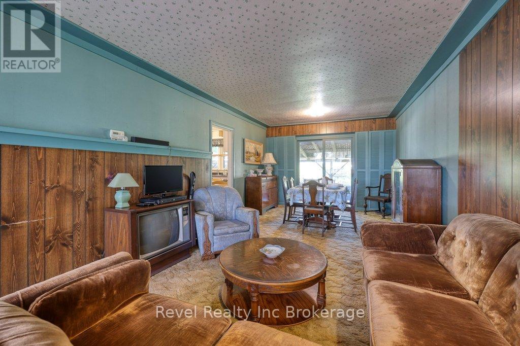 46 Aileen Drive, Woodstock, Ontario N4S 4A1 - Photo 14 - X12462650