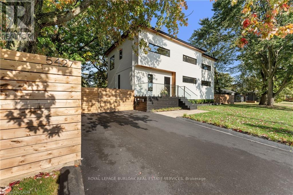 5427 Anthony Place, Burlington, Ontario  L7L 3G9 - Photo 42 - W12569682