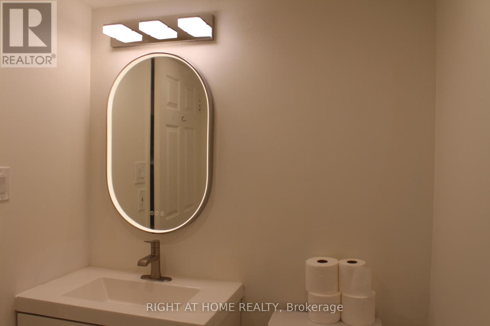 1507 - 285 Enfield Place, Mississauga, Ontario  L5B 3Y6 - Photo 14 - W12569692