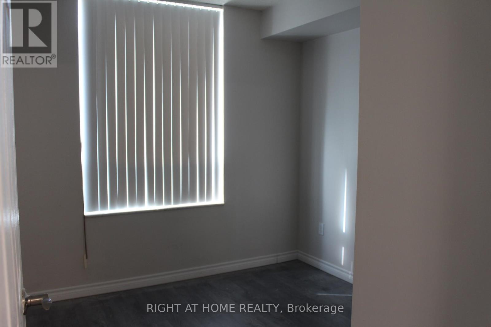 1507 - 285 Enfield Place, Mississauga, Ontario  L5B 3Y6 - Photo 16 - W12569692