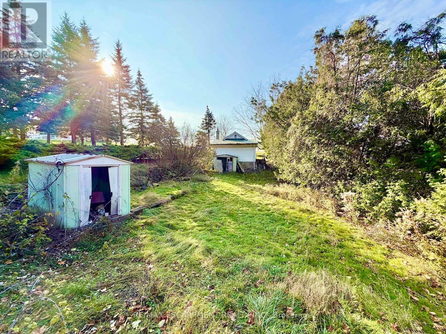 96 Ridge Road W, Grimsby, Ontario  L3M 4E7 - Photo 4 - X12569654