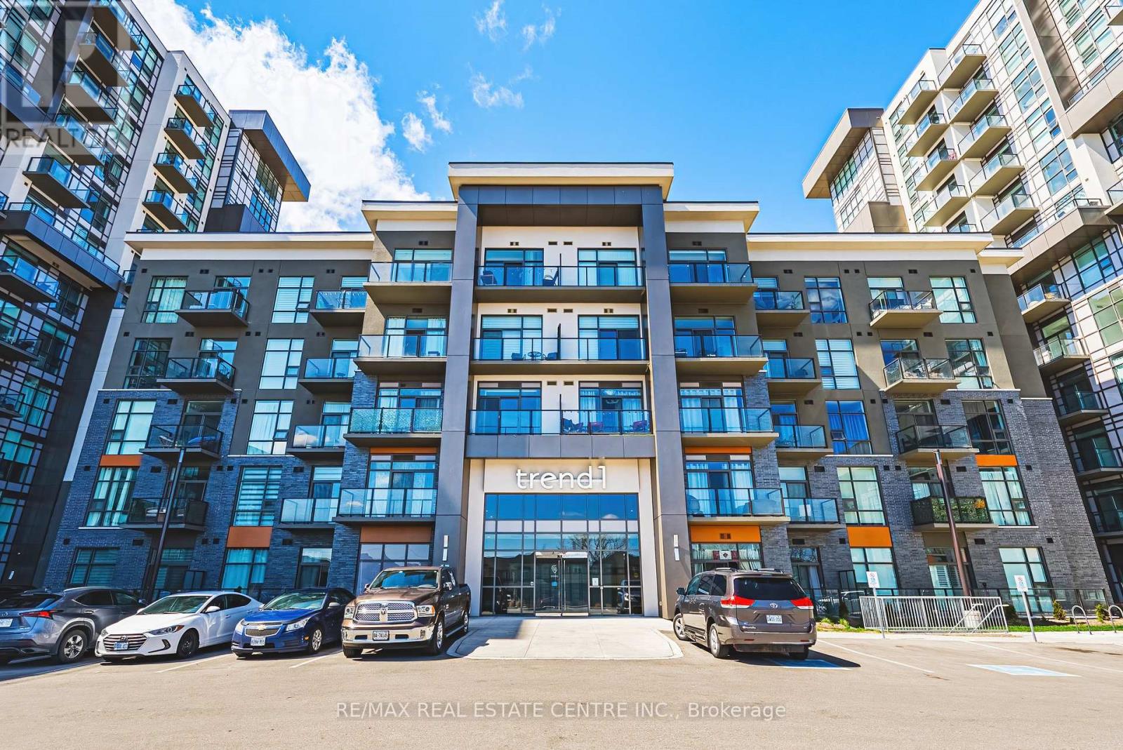 1213 - 450 Dundas Street E, Hamilton, Ontario  L0R 2H8 - Photo 1 - X12569696